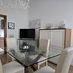 아파트 Casa Lola 카발리노